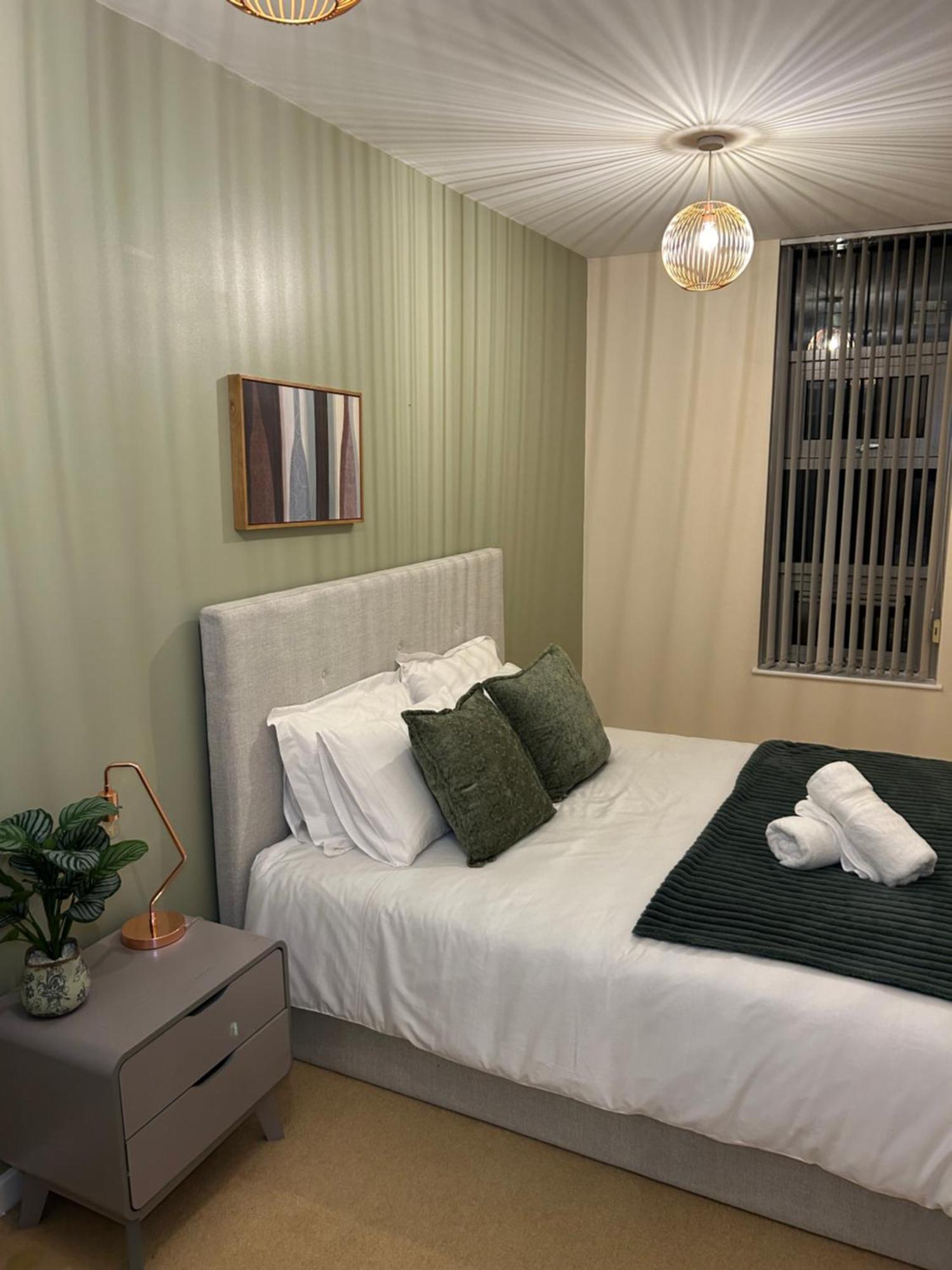 Central Birmingham City Apartment -Smart Tv - Free Parking Onsite Экстерьер фото
